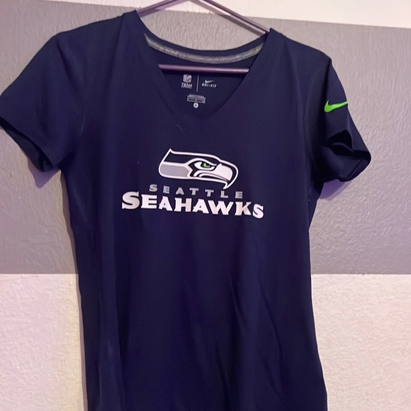 Seattle Seahawks t shirt size s - Picture 1 of 3